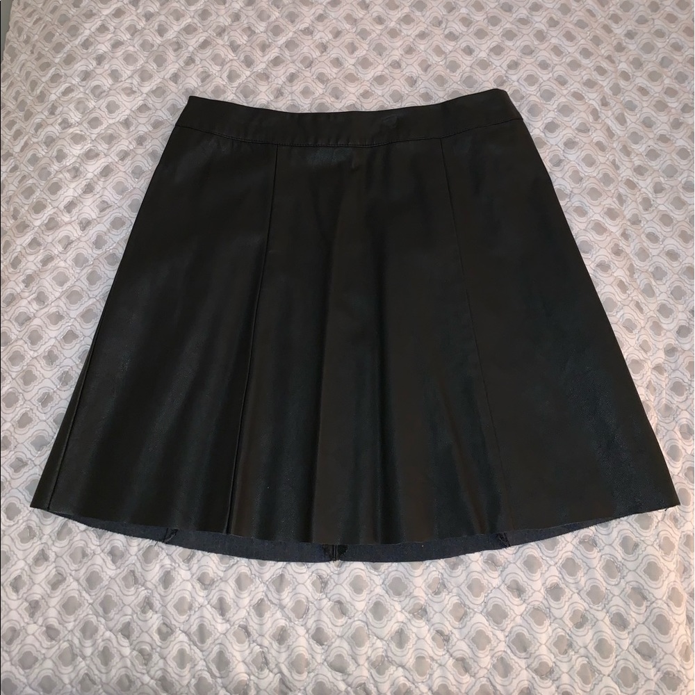 NEW NEVER WORN Hollister black leather skirt